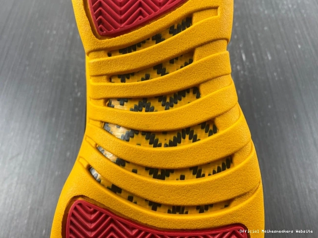 Official Maikesneakers Air China in Jordan 12 Years DR8887-100 25 0806